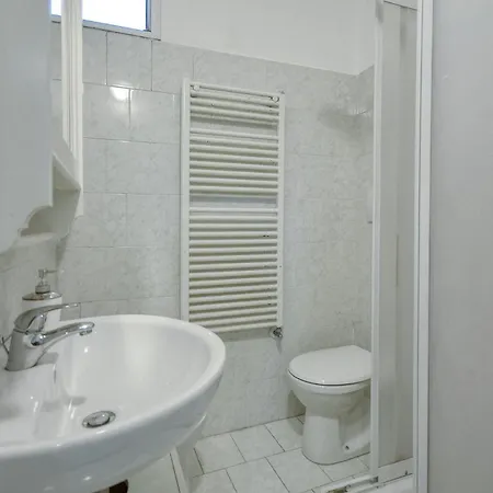 شقة 2 Bedroom Gorgeous In *