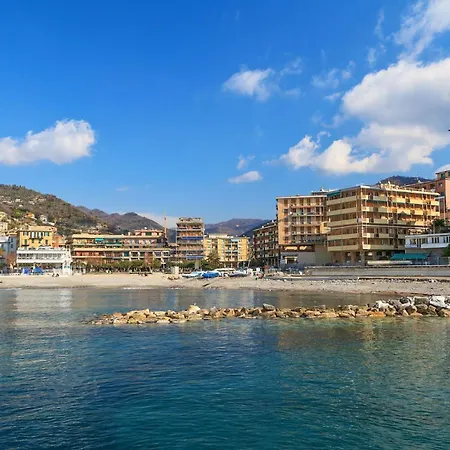 2 Bedroom Gorgeous In Recco
